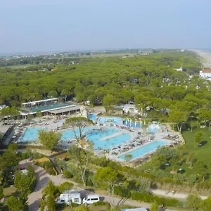 4* Kemping Victoria Mobilehome In Village Mediterraneo